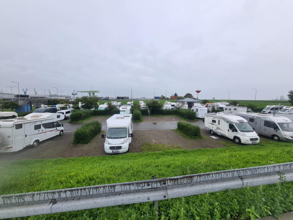 Bremerhaven Reisemobil-Stellplatz Doppelschleuse