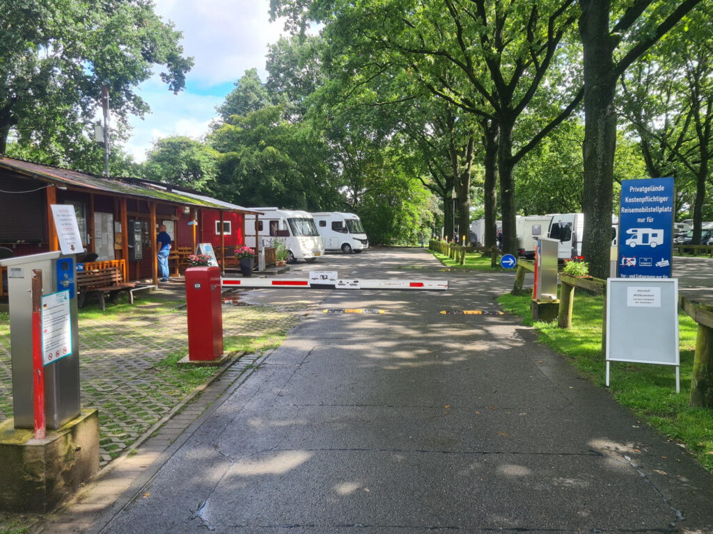 Stellplatz Am Kuhhirten Bremen Einfahrt