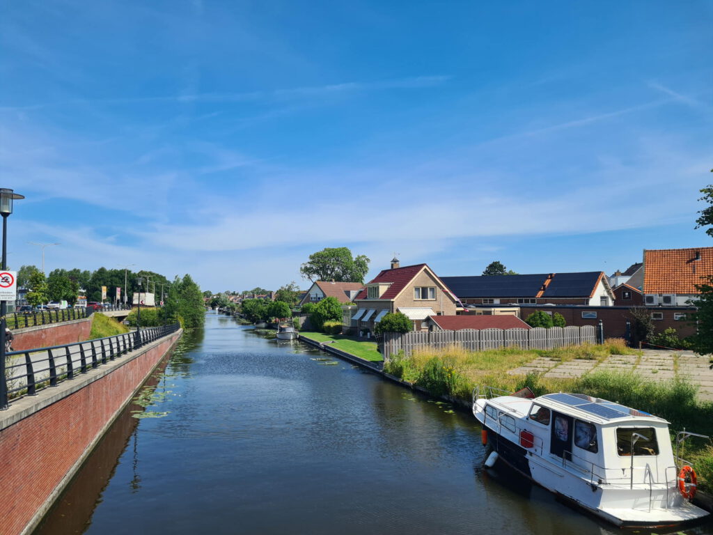 Gracht auf dem Weg nach Leiden